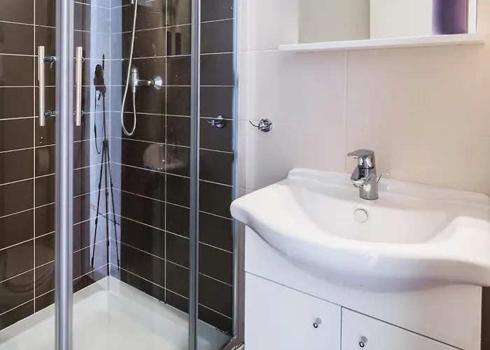 2 Pools-3 By Interhome *