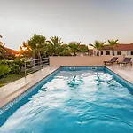 2 Pools-3 By Interhome 公寓 *