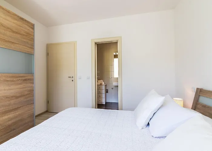 2 Pools-3 By Interhome Apartman