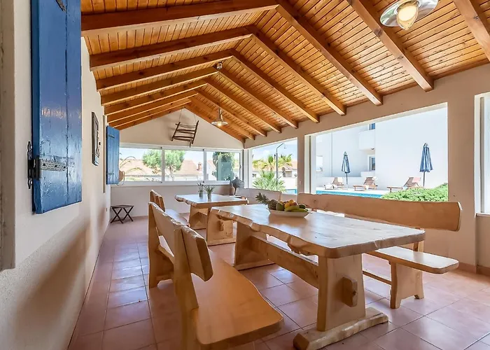 2 Pools-3 By Interhome Apartman