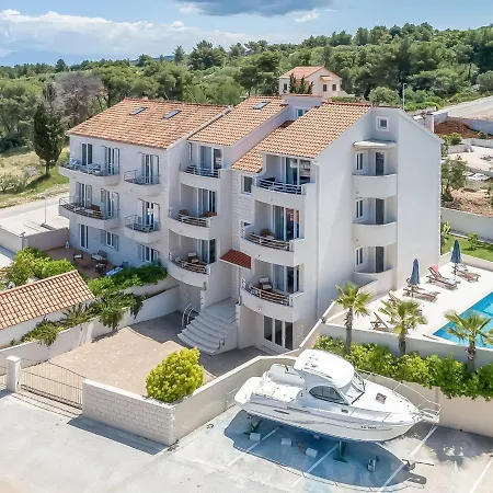 Appartement 2 Pools-3 By Interhome Sutivan