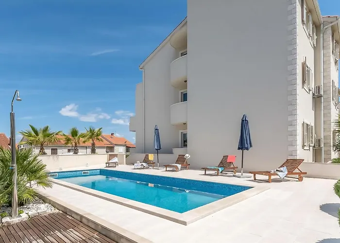 2 Pools-3 By Interhome